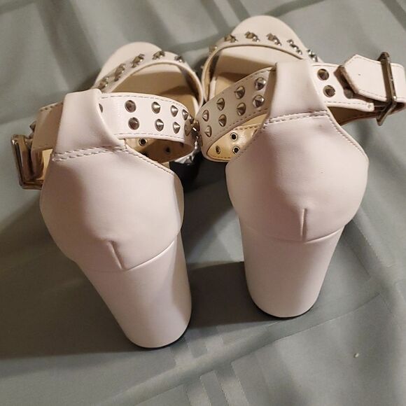 WILD DIVA Lounge woman Heel Sandal 7.5 - Picture 3 of 8